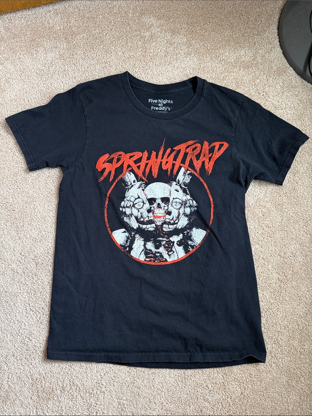 Hot Topic Black Five Nights At Freddy’s Springtrap Split Skull Graphic Tee